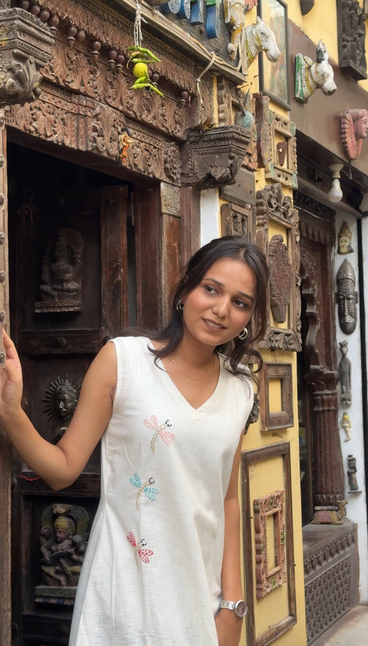 White Cotton Sleeveless Kurti/Dress with Hand-Embroidered Dragonfly Motifs – Ahsaas Udaipur