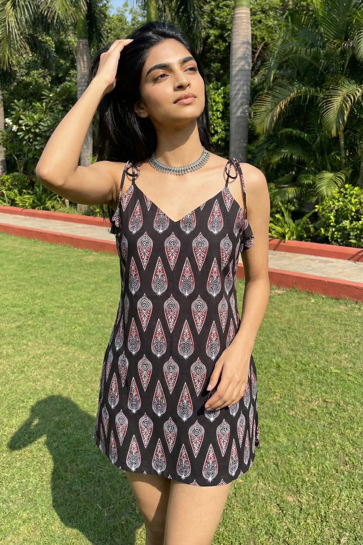 Noir Teardrop Grace Top