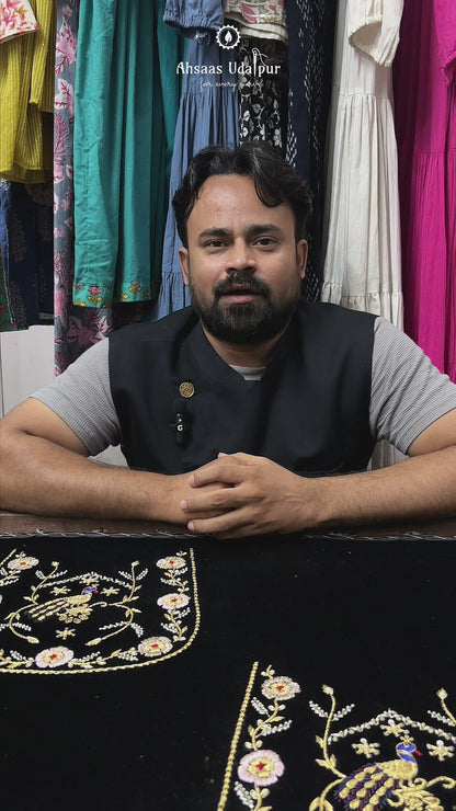 Exquisite Handcrafted Velvet Potli Bag – A Touch of Royal Elegance